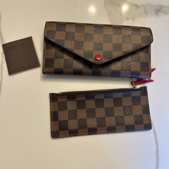 Louis Vuitton Sarah wallet in Damier ebene - Picture 5 of 5